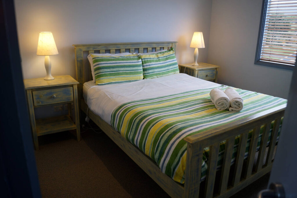 TO RAYVILLE BOAT HOUSES On the Ocean Side of the Great Ocean